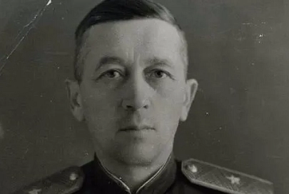 Лещинец, клёши и охота за яблоками
